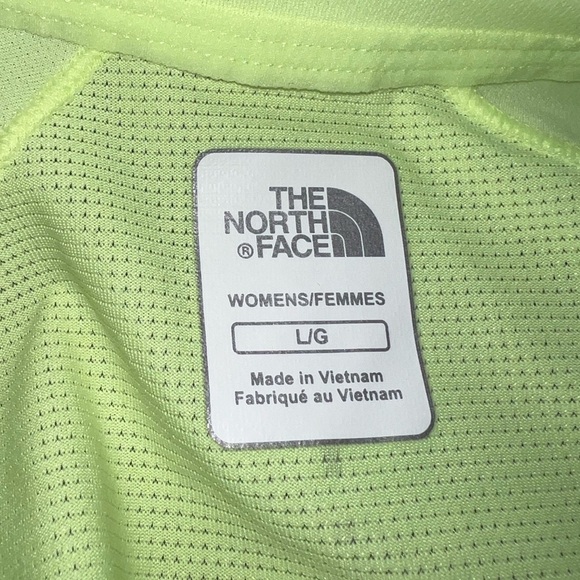 *The north face- Neon yellow tee shirt - Picture 5 of 6